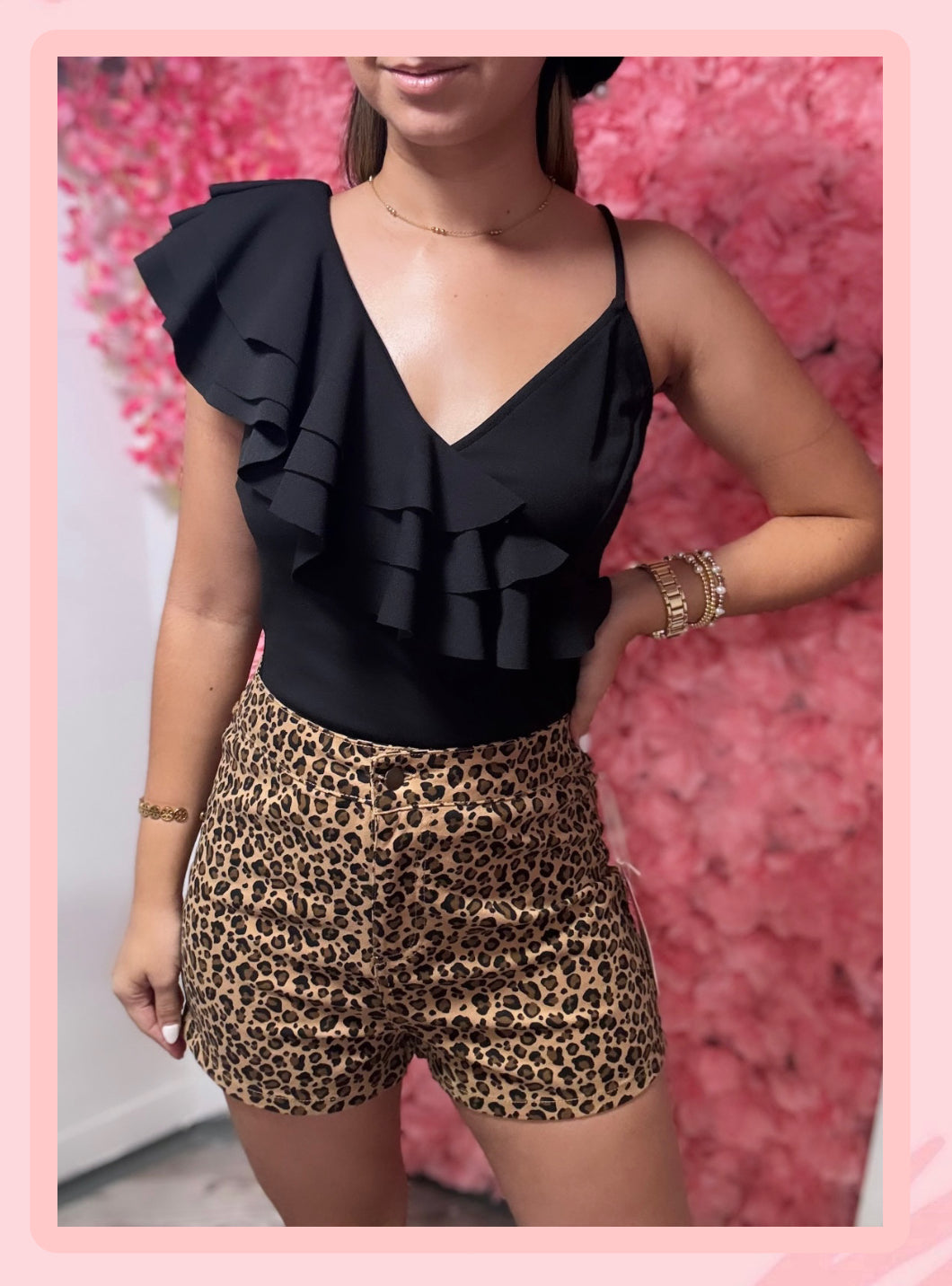 Animal print short