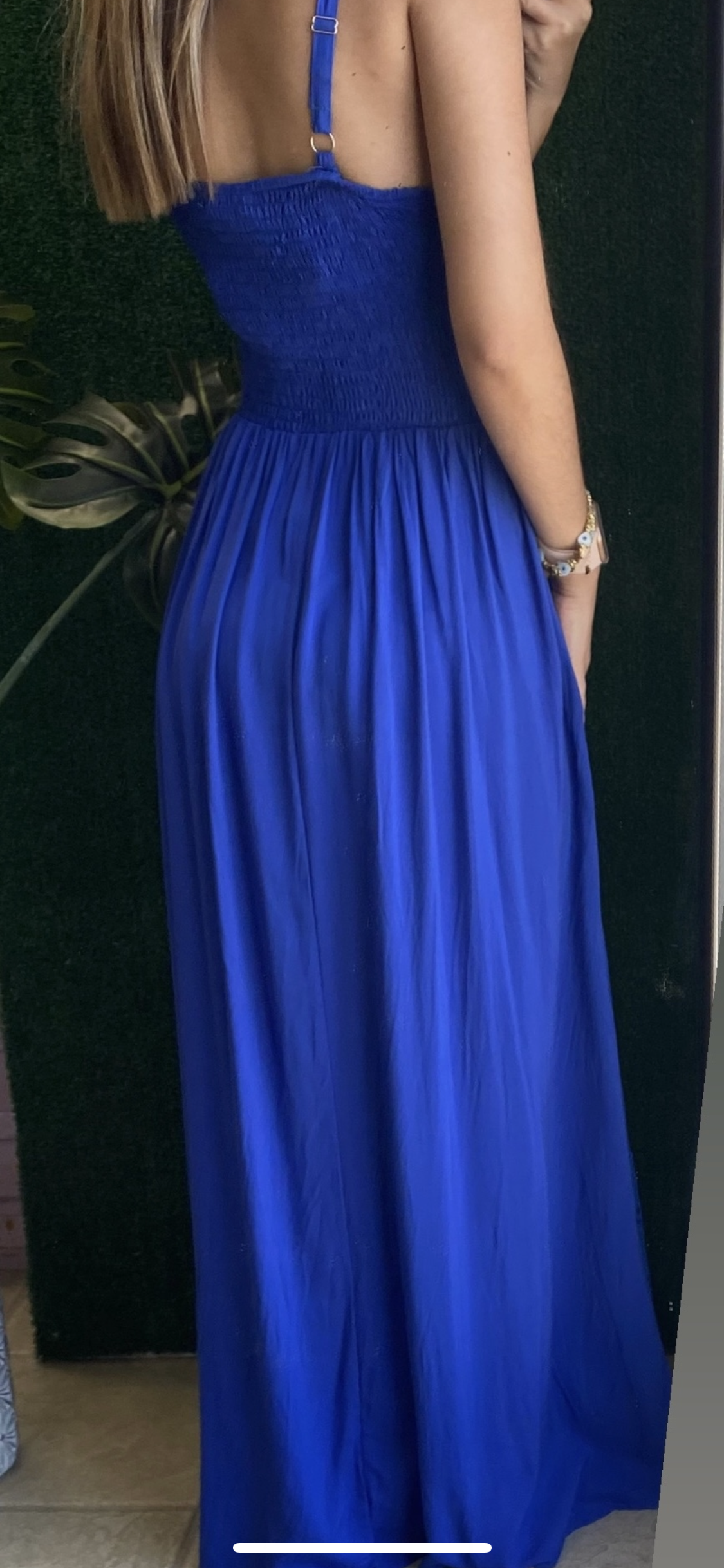 ROYAL DRESS