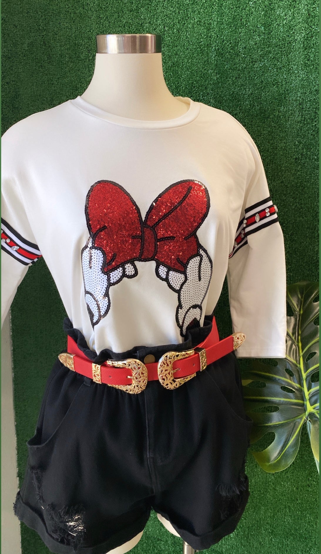 MINNIE WHITE SWEATER