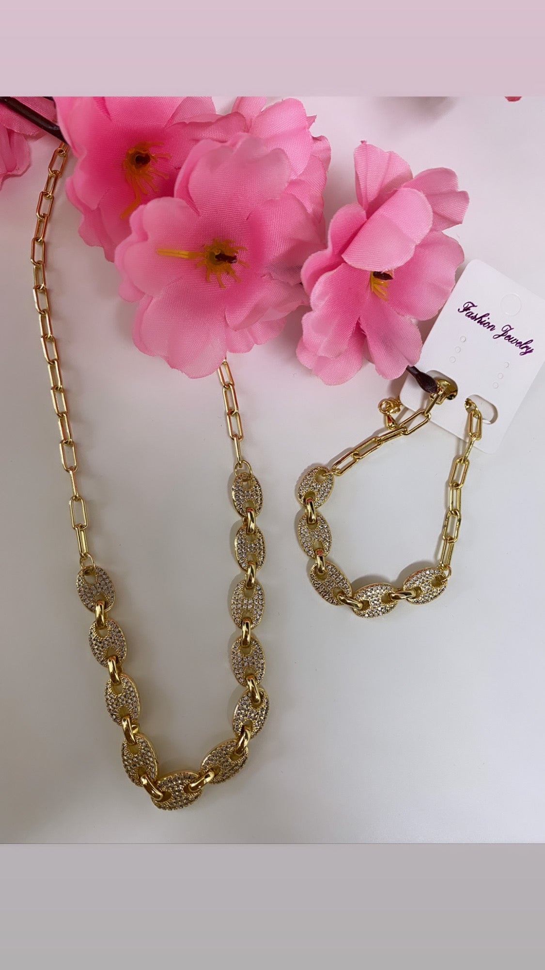 G GOLD SET