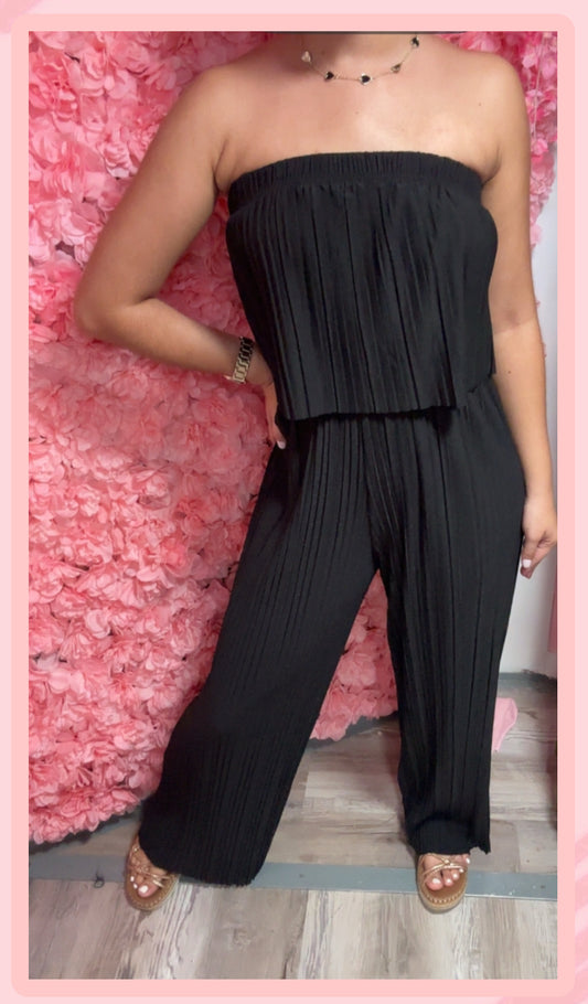 New 🆕 Black Jumpsuit