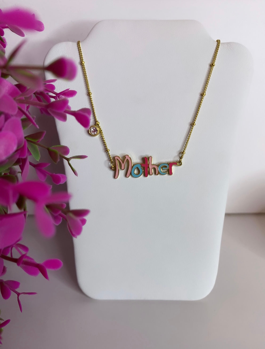 MOTHER COLOR NECKLACE