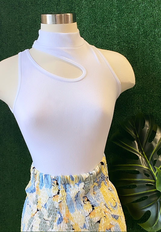 WHITE BASIC TOP