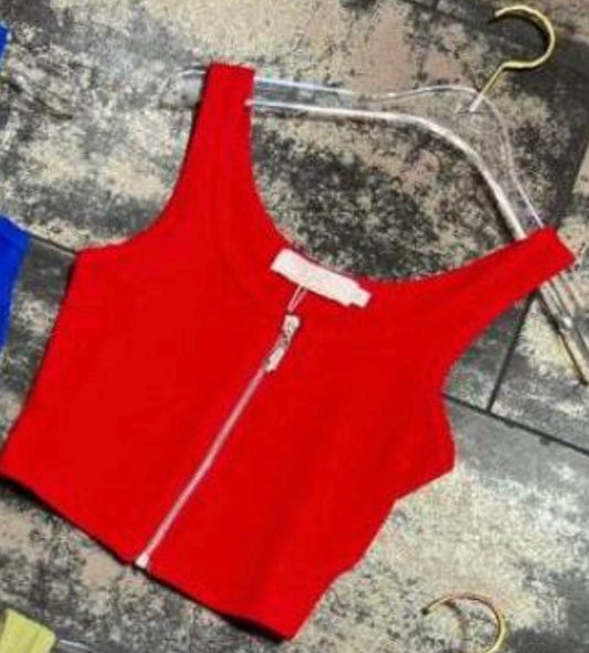 RED CROP TOP